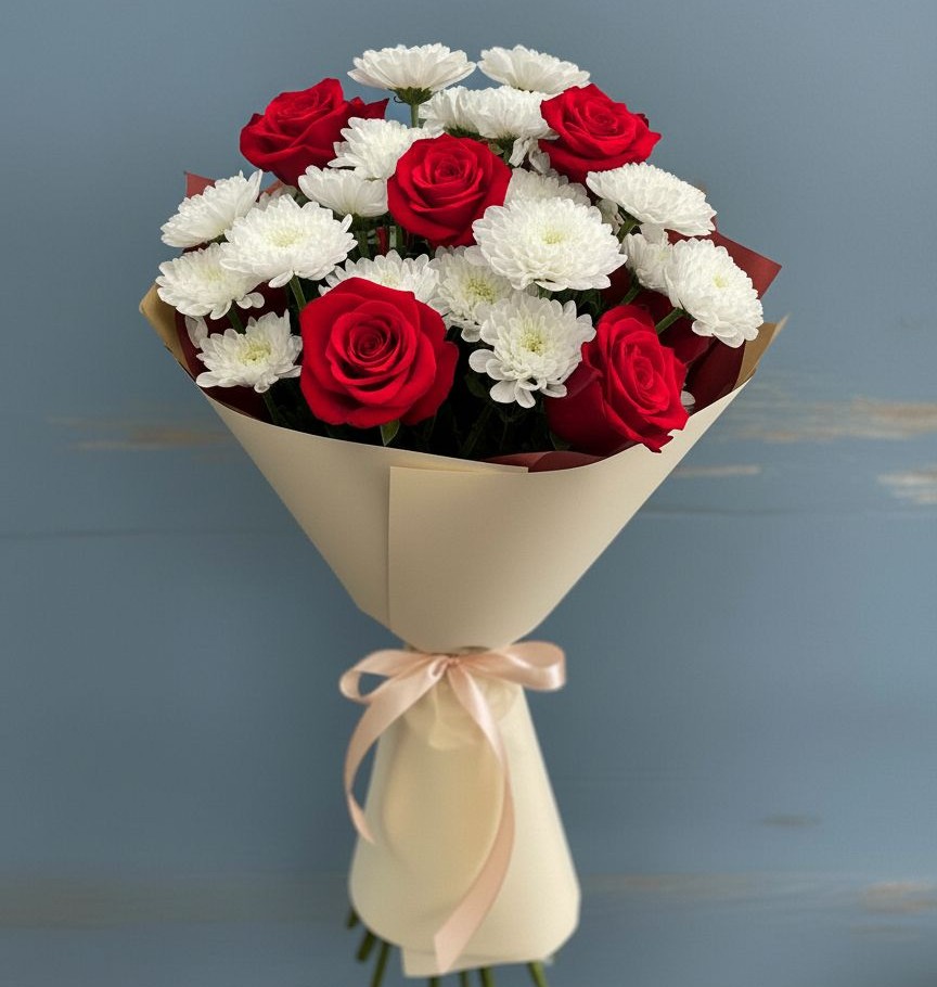 Букет цветов из: Розы и Хризантемы в Бугульму