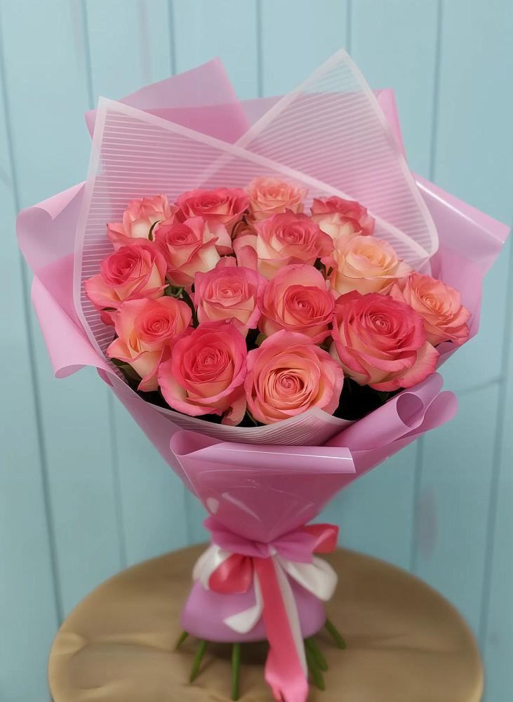15 Розовых роз Равель в Бугульму Букет 15 Розовых роз Равель в Бугульму