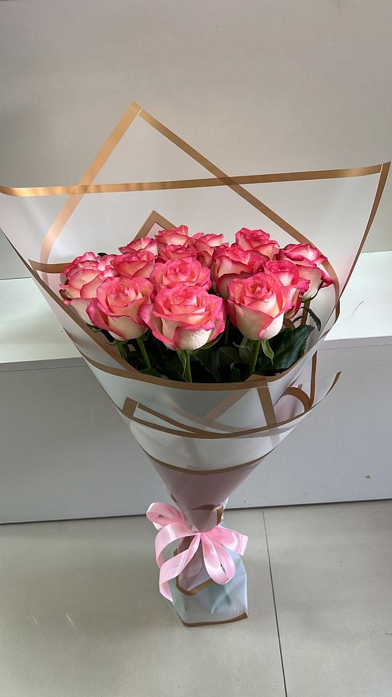 Розовые розы Сеньорита в Бугульму Букет Розовые розы Сеньорита в Бугульму