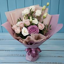 Букет цветов из:  Розы и Лизиантусы в Бугульму
