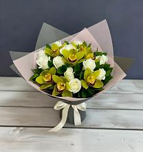 Букет цветов из:  Орхидеи и Розы в Бугульму