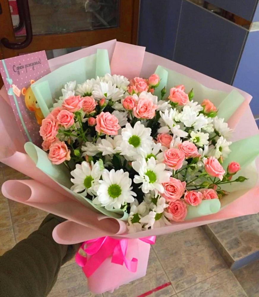 Букет цветов из: Розы и Хризантемы в Бугульму