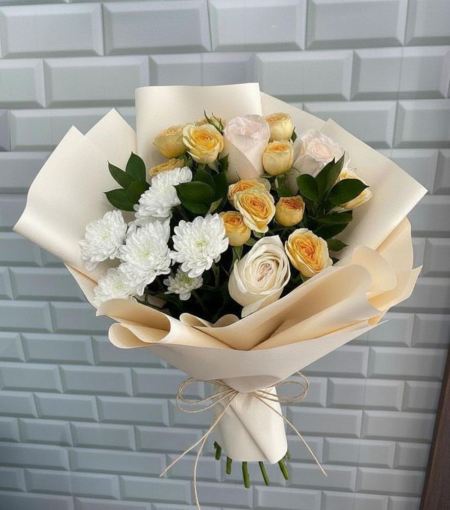 Букет цветов из: Розы и Хризантемы в Бугульму