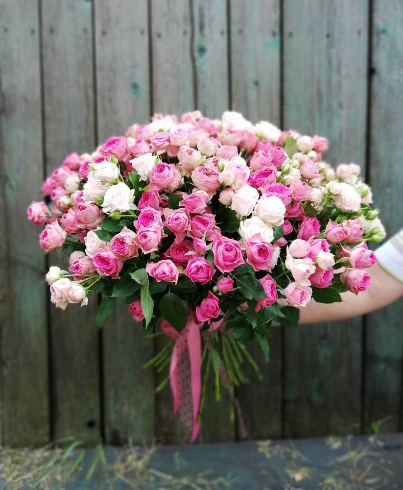 Букет Розовые кустовые розы Натали и Лав Лидия в Бугульму